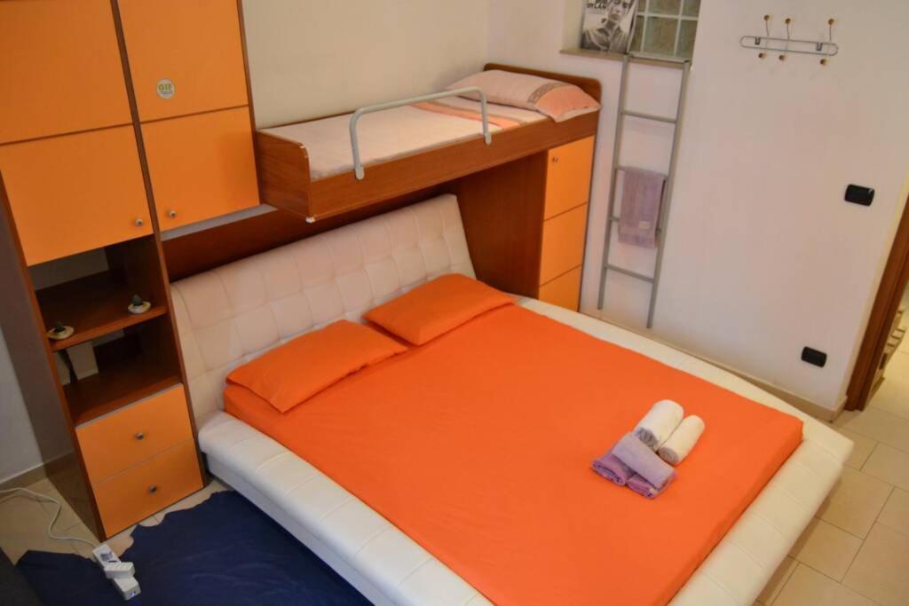 Letto Ad Acqua H2Ome Apartment Bari Exterior foto